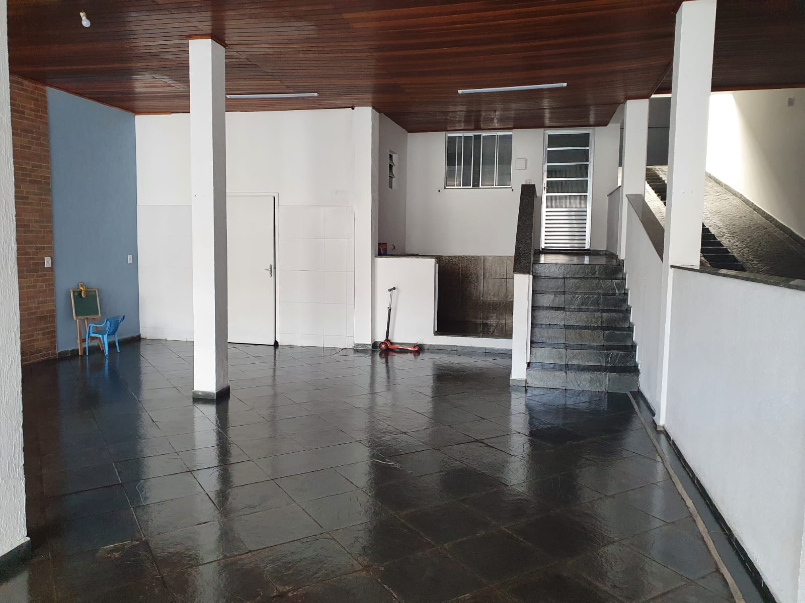 Casa à venda com 3 quartos, 300m² - Foto 33