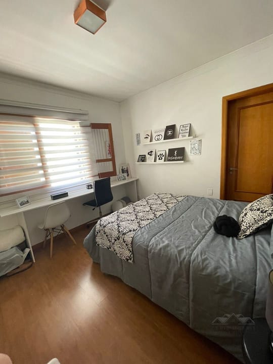 Casa à venda com 3 quartos, 380m² - Foto 23