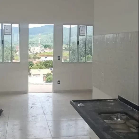 Casa à venda e aluguel com 2 quartos, 56m² - Foto 9