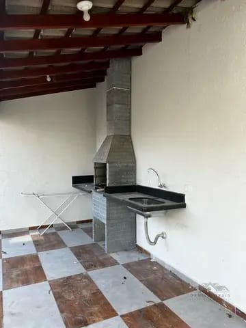 Casa à venda com 4 quartos, 270m² - Foto 14