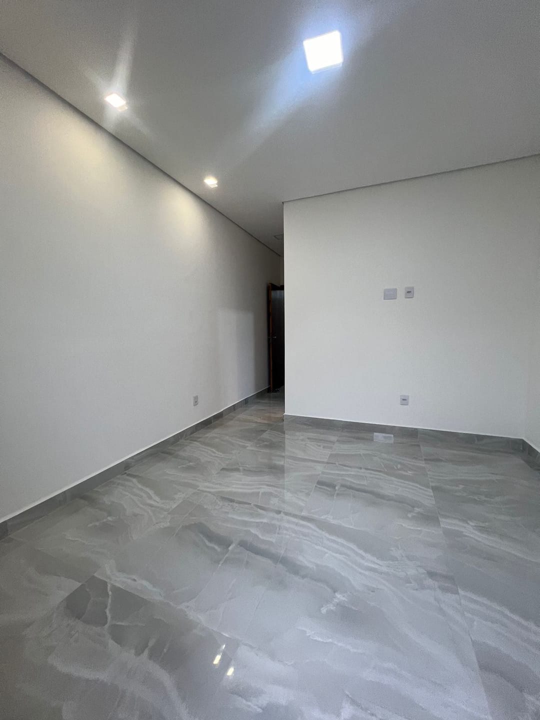 Casa à venda com 3 quartos, 110m² - Foto 14