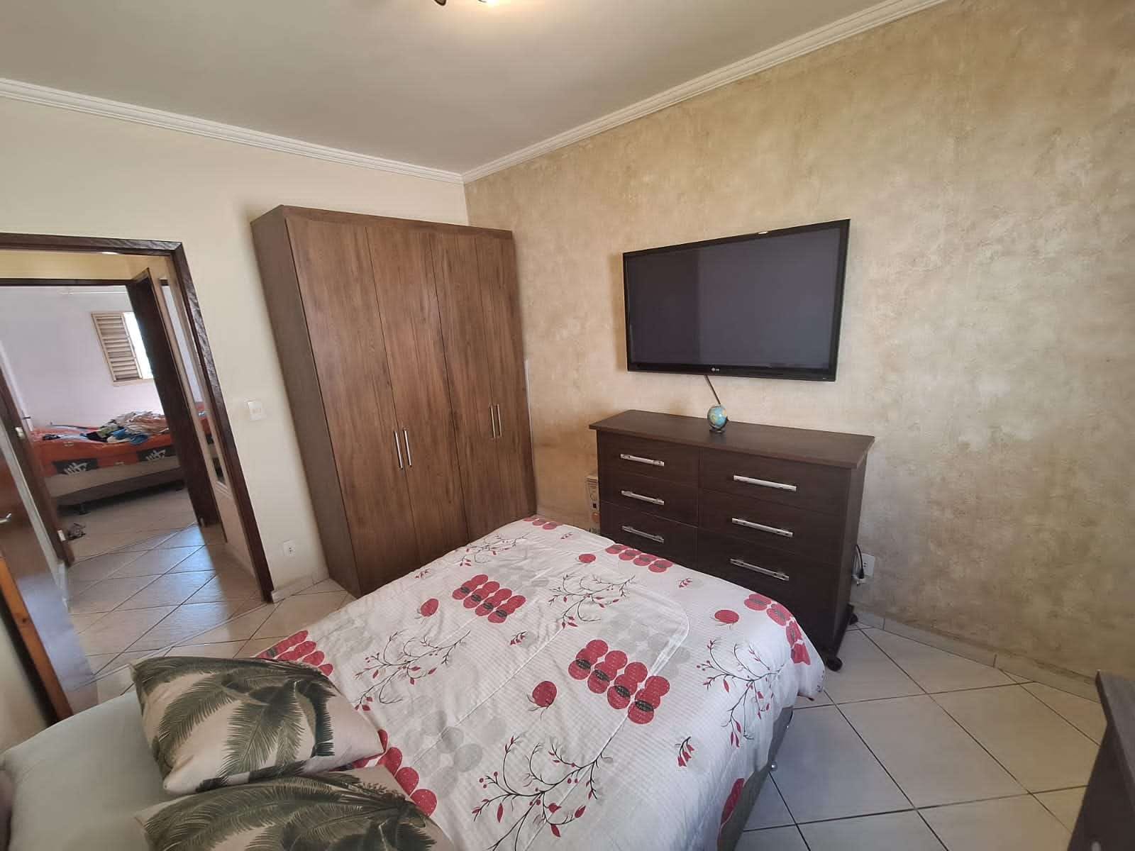 Casa à venda com 2 quartos, 90m² - Foto 15