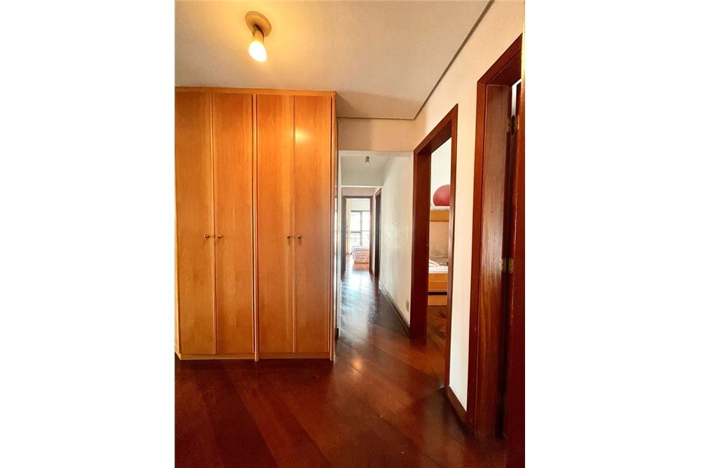 Apartamento à venda com 4 quartos, 177m² - Foto 22